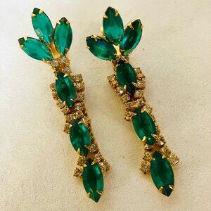 Green Stone Earrings Signed Carnegie Clear Rhinestones Gold Metal Clip-on Dangle